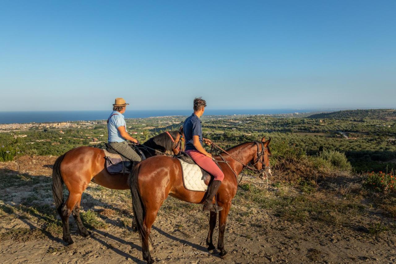 Val Di * Noto